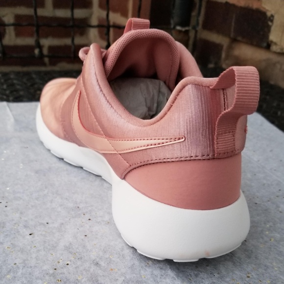 Nike Roshe One Premium - Picture 4 of 4